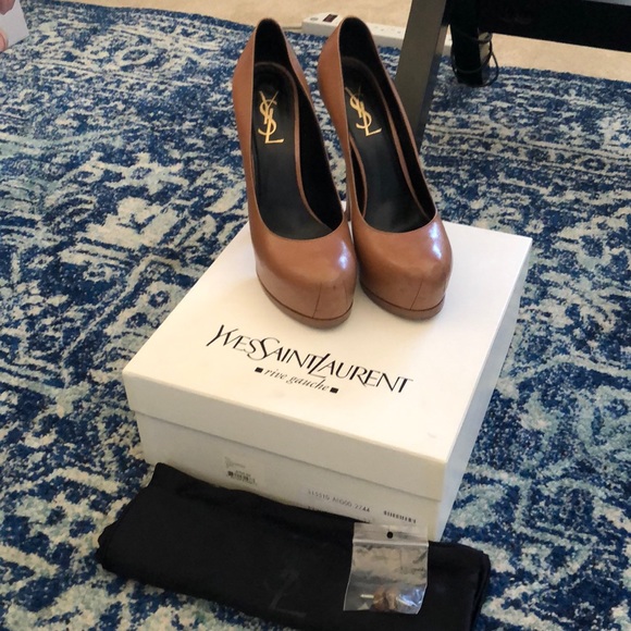 Yves Saint Laurent Shoes - YSL Tribtoo Pebbled Vernigolf Nude Pump 37 EUC